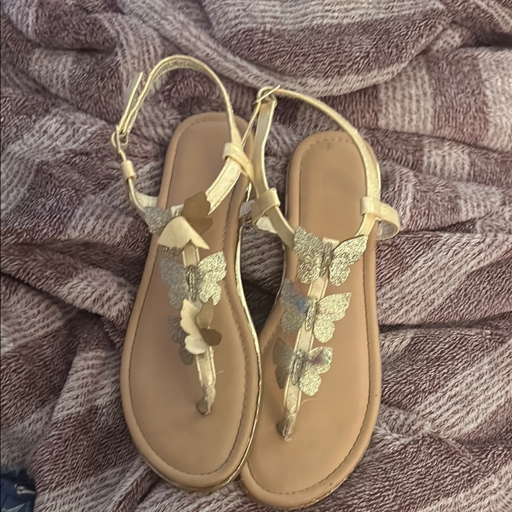 Elegant Butterfly Sandals in Gold